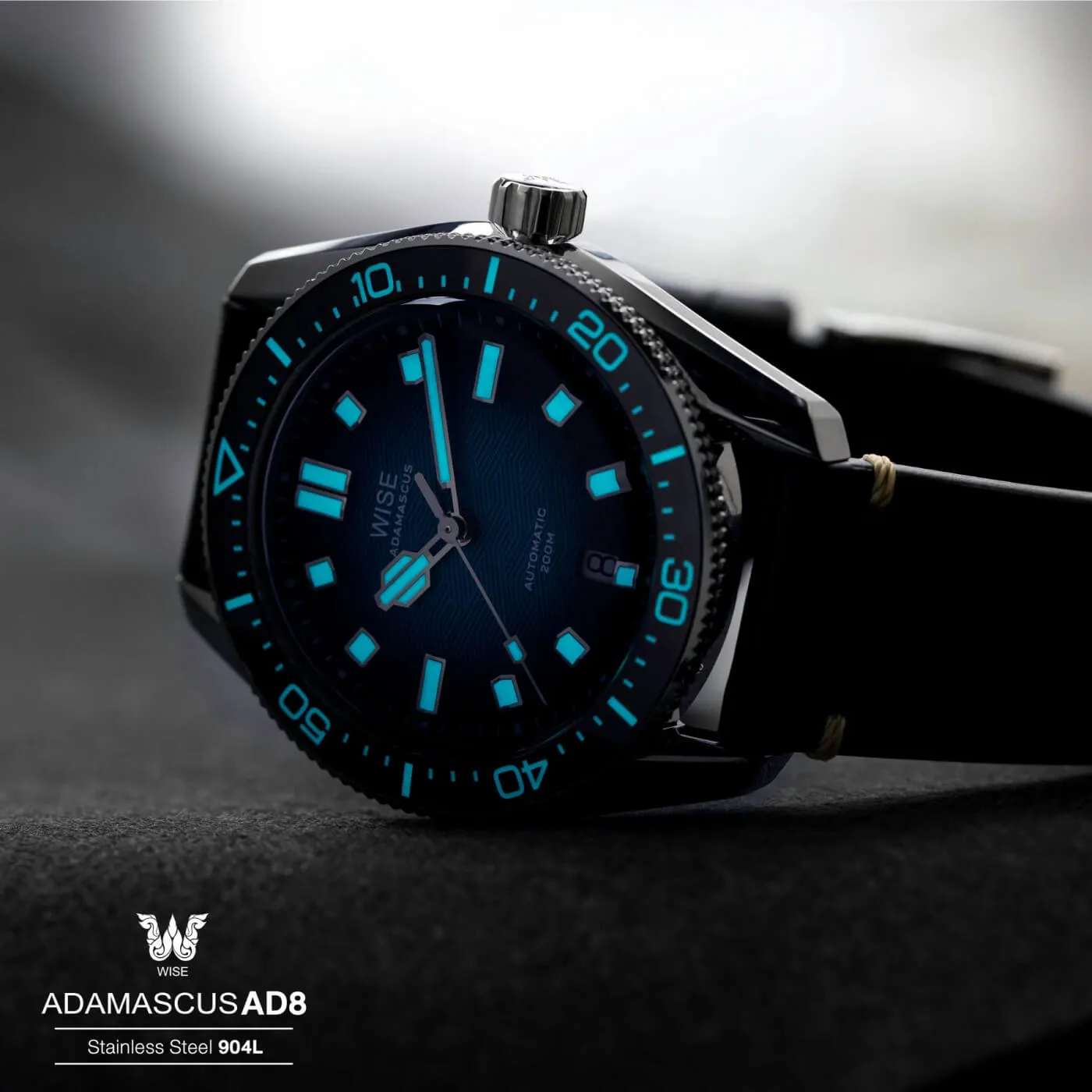 wise-adamascus-ad8-lume